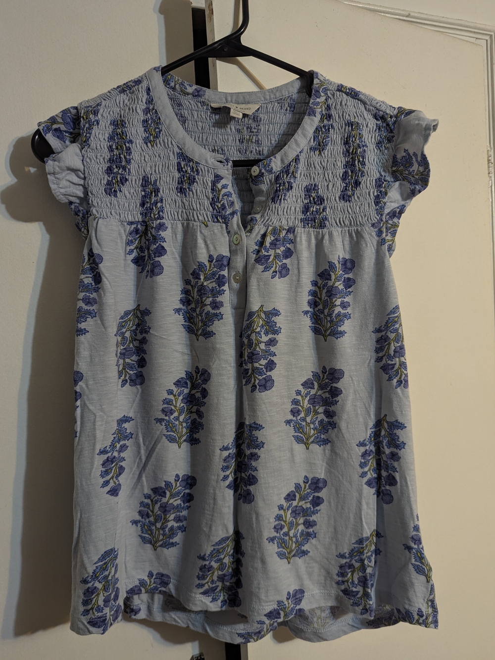 Lucky Brand Light Blue Floral Smocked Cap Sleeve Top